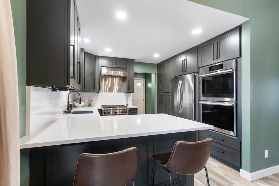 9-web-or-mls-3381-40th-st-sw-2