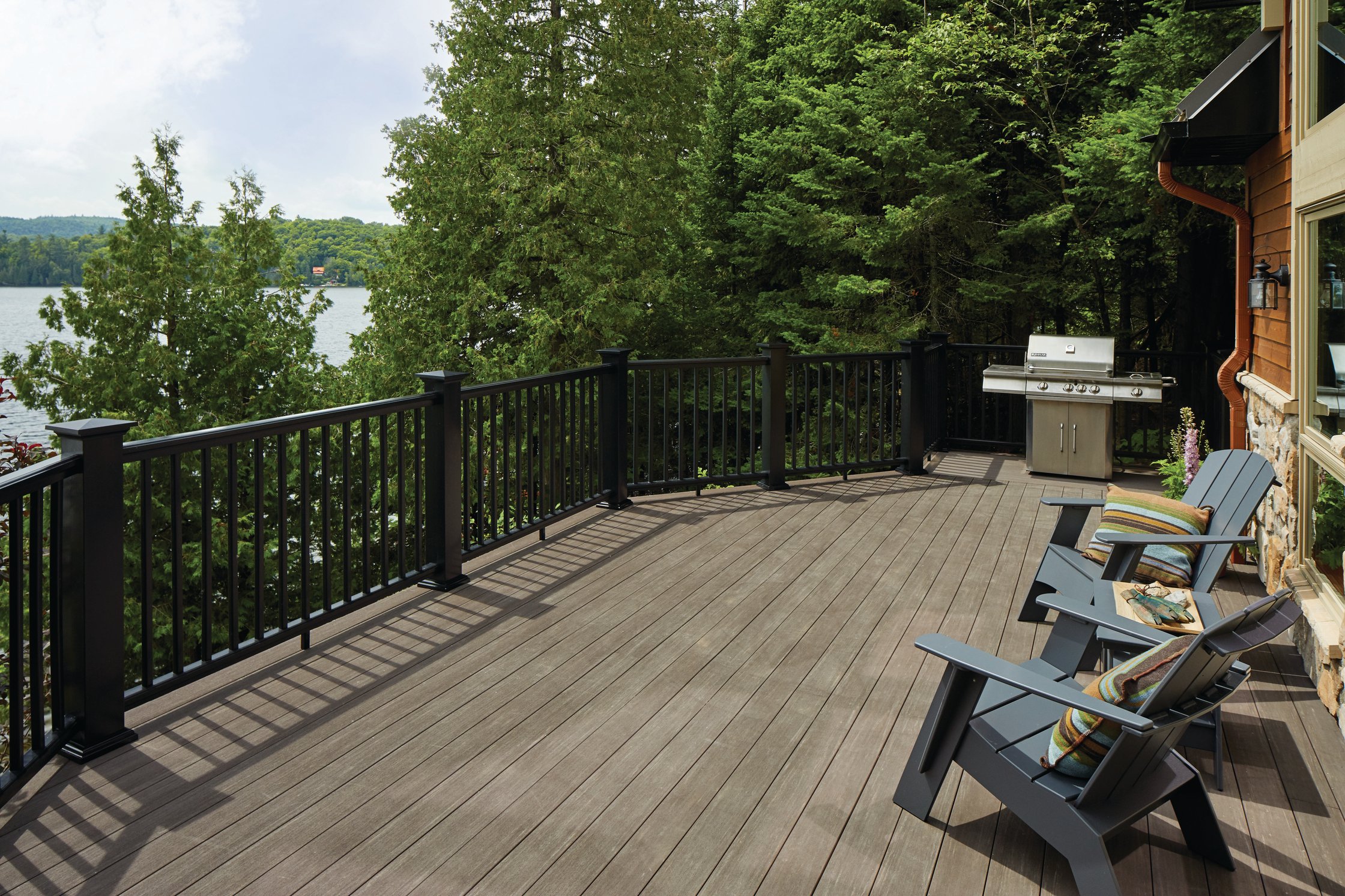 Vintage Dark Hickory Premier Rail Black 00601